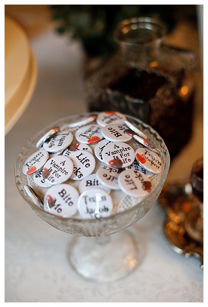 {Twilight} Breaking Dawn Styled Wedding Shoot ~ Twilight Badges