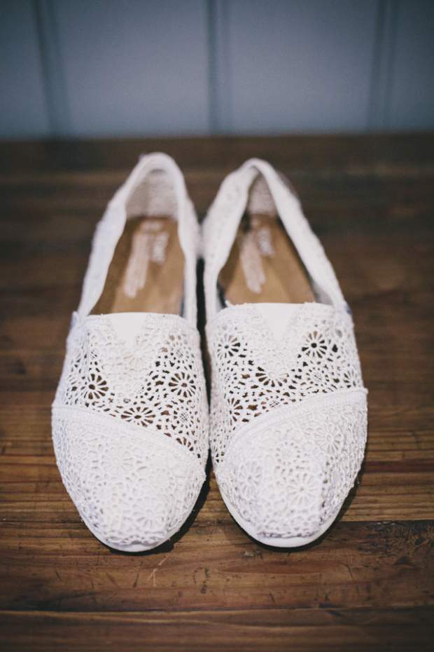 A Subtle Vintage & Polka Dot Themed Beach-side Wedding | Tunnels Beaches A Subtle Vintage & Polka Dot Themed Beach-side Wedding | Tunnels Beaches