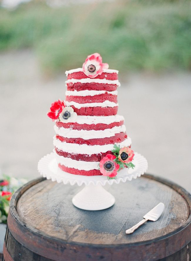Unique Wedding Cake Ideas For The Unconventional Bride 