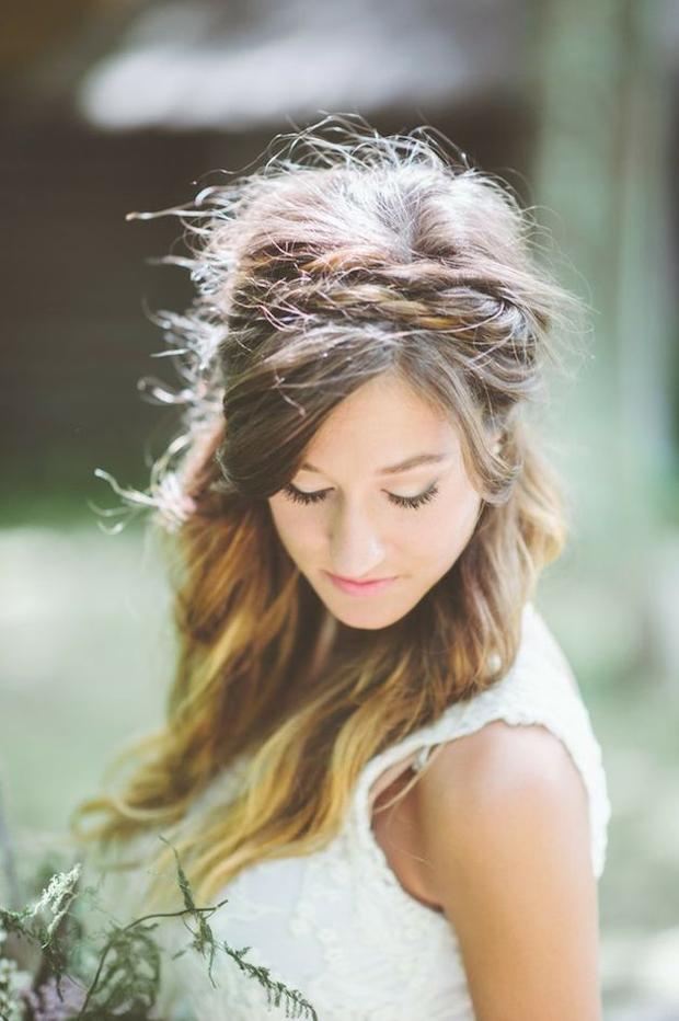 Messy Hair Don't Care! 16 Messy Bridal Hairstyles That 
