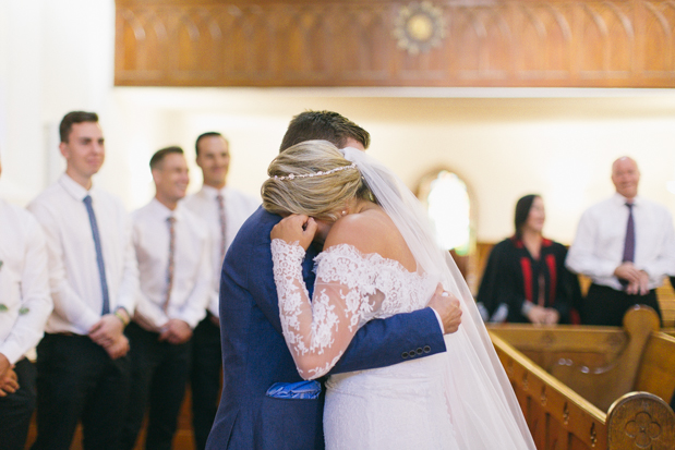 Raw Wood, Foliage Chandeliers & White Flowers Stellenboche Wedding: Susy & Eugene