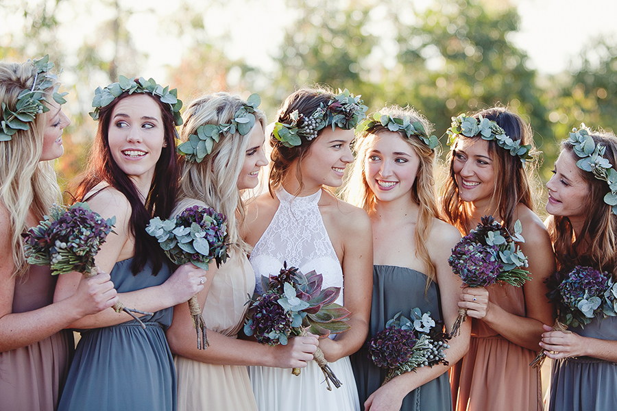 Foliage Crowns, Tree Stumps & a Giant Succulent Bouquet for an Earthy, Rustic Wedding: Chris & Mel Foliage Crowns, Tree Stumps & a Giant Succulent Bouquet for an Earthy, Rustic Wedding: Chris & Mel
