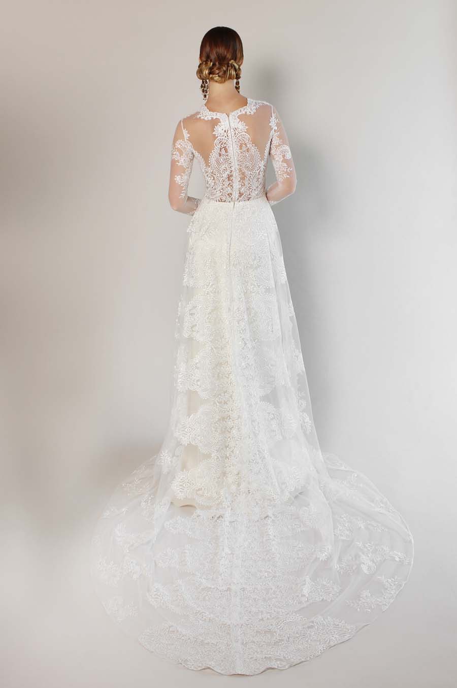 California Dreamin’ Spring/Summer 2017 Romantique by Claire Pettibone California Dreamin’ Spring/Summer 2017 Romantique by Claire Pettibone