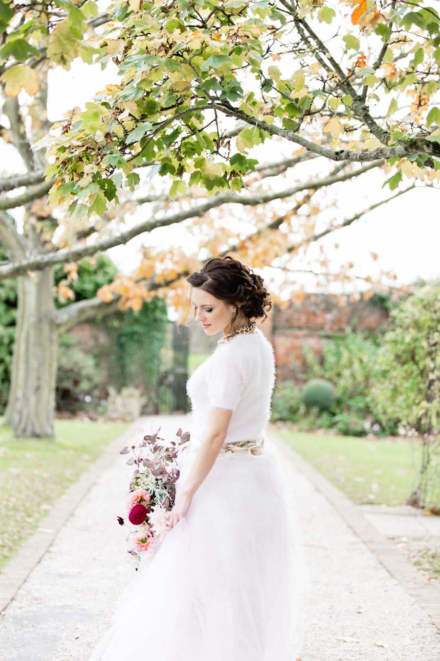 ‘Hollywood Glam’ A Sophisticated, Feminine Bridal Shoot With Bold Burgundy! 'Hollywood Glam' A Sophisticated, Feminine Bridal Shoot With Bold Burgundy!