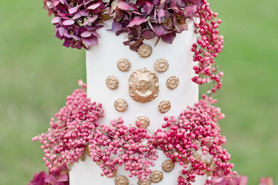 ‘Hollywood Glam’ A Sophisticated, Feminine Bridal Shoot With Bold Burgundy! 'Hollywood Glam' A Sophisticated, Feminine Bridal Shoot With Bold Burgundy!
