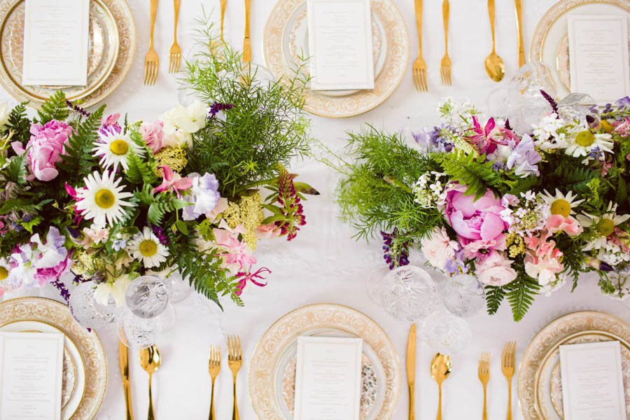 The New Wonderful: A Beautiful Botanical Styled Wedding Shoot The New Wonderful: A Beautiful Botanical Styled Wedding Shoot