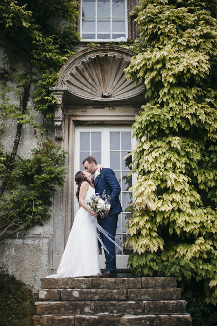 https://www.wantthatwedding.co.uk/wp-content/uploads/2016/11/Lovely-Lavender-An-Elegant-Rustic-French-INspired-Wedding217.jpg