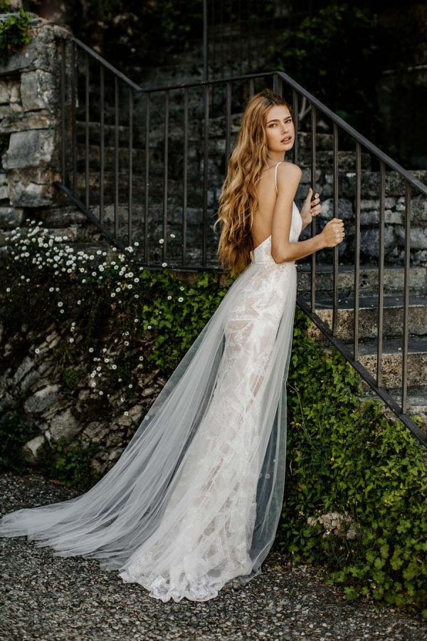JawDropping Wedding Dresses for 2022 Como by BERTA!